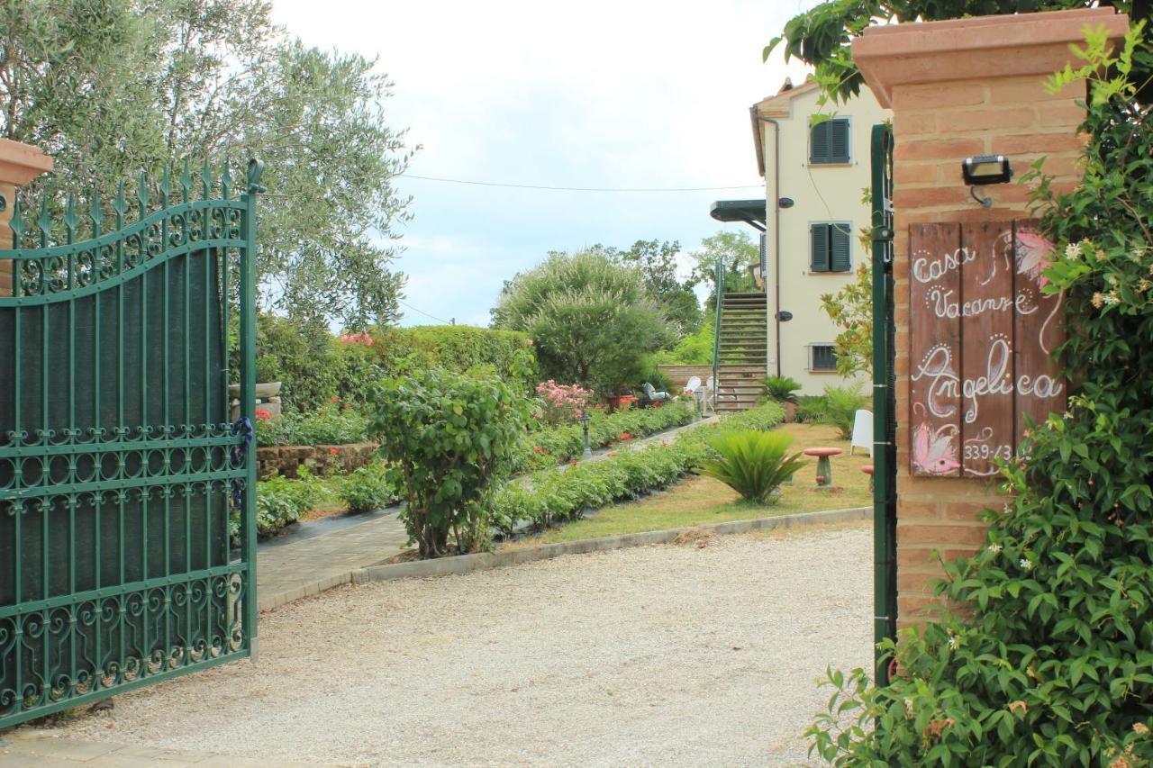Casa Vacanze Angelica Ostra Vetere Bagian luar foto