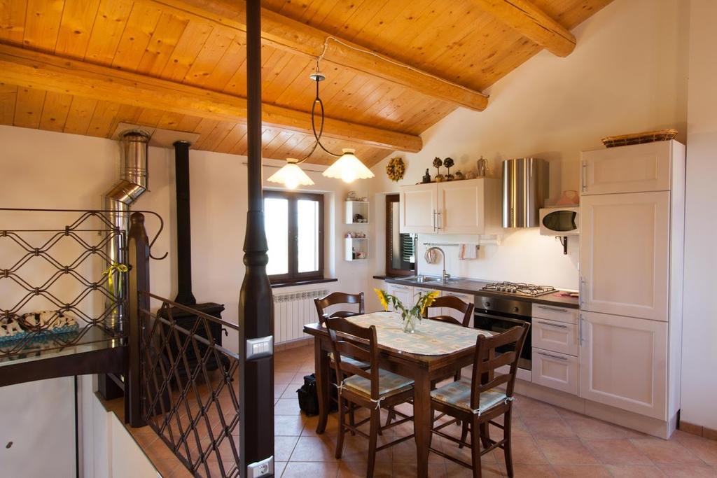 Casa Vacanze Angelica Ostra Vetere Bagian luar foto